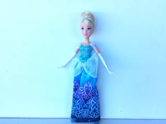 Hasbro Disney Princess Royal Shimmer Cinderella Doll with Blue Hair and Sparkly Skirt - wide 3