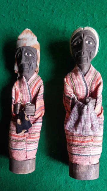 Poupées-statuettes mortuaires des îles Célèbes (Indonésie)