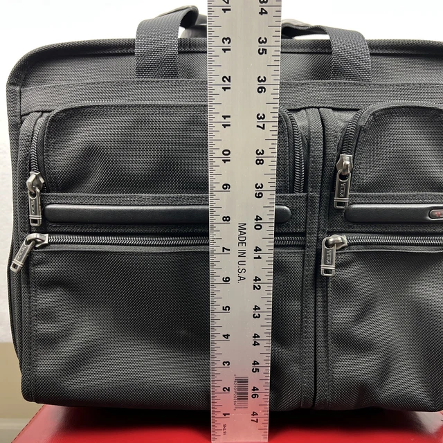 TUMI Alpha Deluxe Expandable Wheeled Rolling Briefcase Bag Black w/Laptop Insert 16