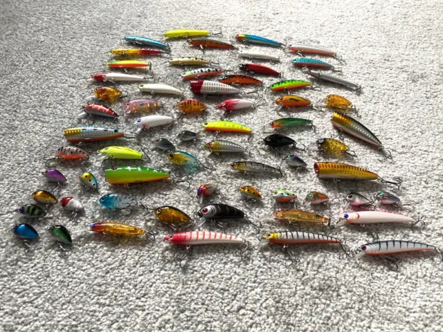 FISHING LURES JOB LOT - 64 PIKE / PERCH / TROUT FISHING LURES - Free Postage