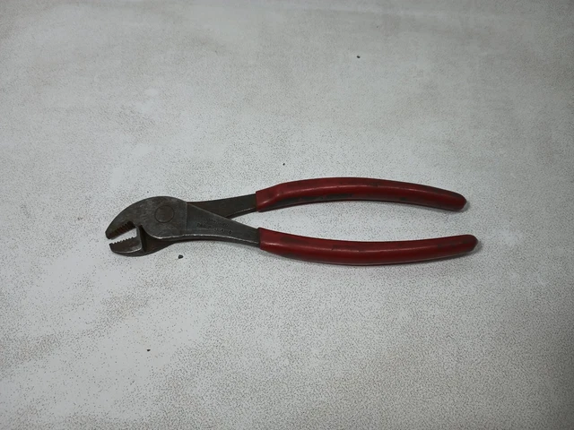 Snap On Tools 8" Battery Cable Clamp Terminal Clamp Angle Nose Pliers 208CP os15 Snap On Tools 8" Battery Cable Clamp Terminal Clamp Angle Nose Pliers 208CP os15