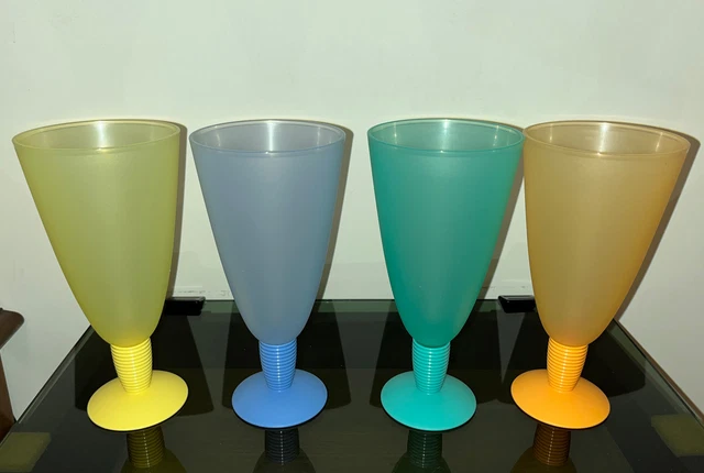 Utilitate de la Tupperware - bolurile Nuovi Classici - La Bucatarie