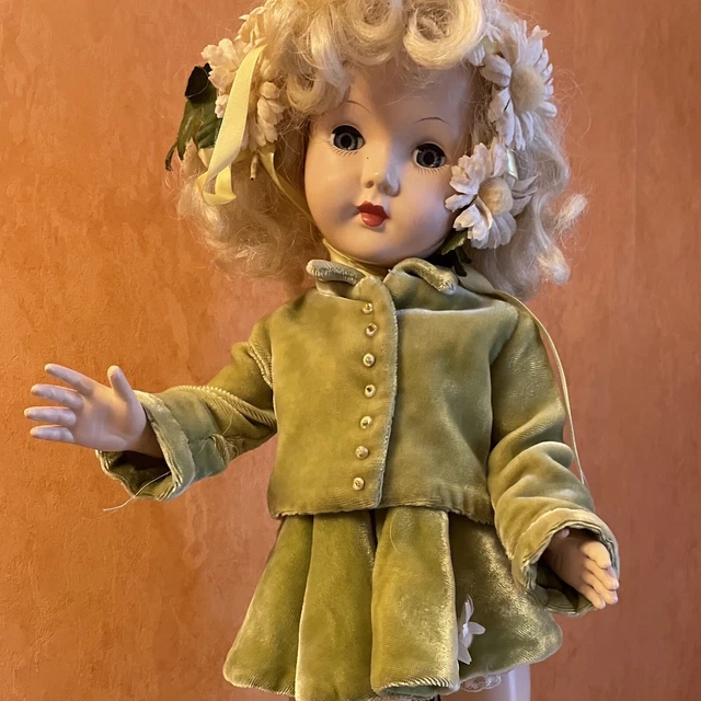 2 Poupées en rhodoïd - dont Gégé 4, Vente aux enchères : Jouets 2 Poupées en rhodoïd - dont Gégé 4, Vente aux enchères : Jouets