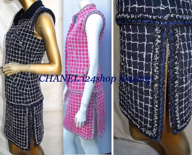 CHANEL BLACK+WHITE SLEEVELESS V-Neck Boucle-Knit TWEED DRESS