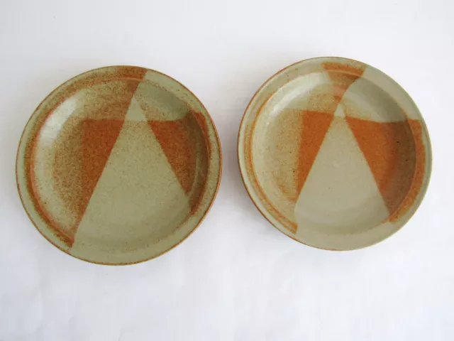 vintage iron mountain stoneware pottery white top 8" plate set of 2