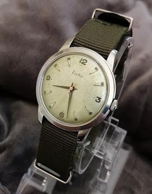 Montre Homme ESKA Vintage Watch 1950 Mécanique Modèle Militaire Métal