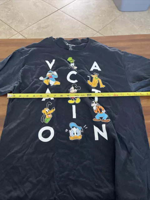 Disney mickey mouse vacation shirt  size Large JG8