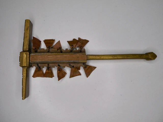 Ancien marteau à sucre sel art Africain oriental bronze cuivre ciselé Touaregs
