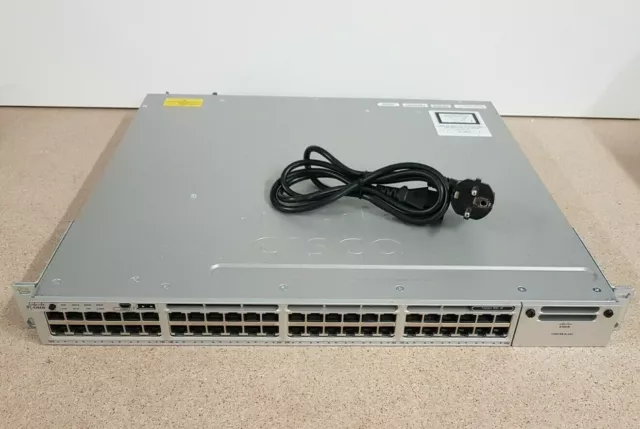 Cisco WS-C3850-48T-S - Gigabit Ethernet Switch - permanent IP Base + IP Services