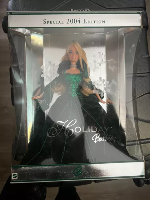 2004 Holiday Barbie Doll Special Edition Green Dress Blonde Hair NIB