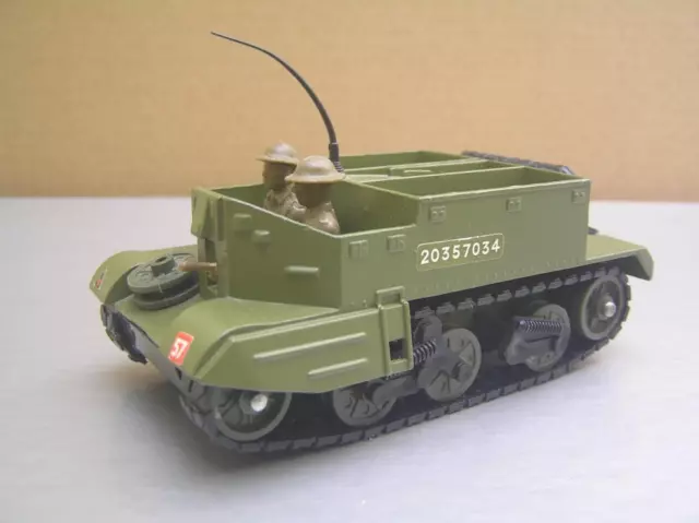 Dinky Toys 622 Bren Gun Carrier Military Vehicle made in England Mint Condition