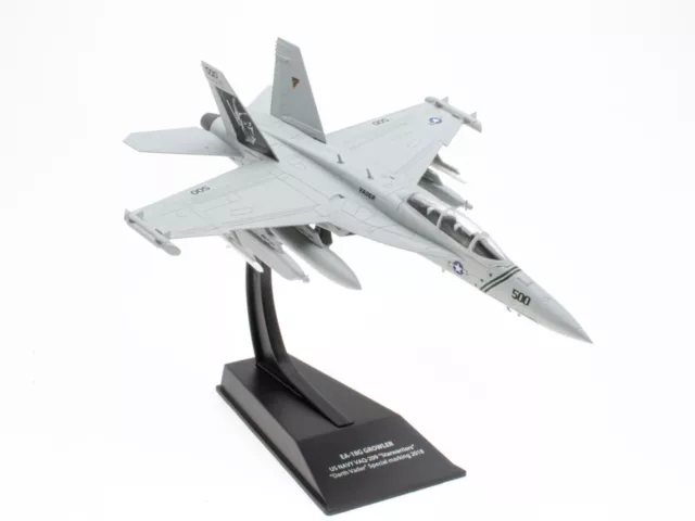 EA-18G Growler US Navy Starwarriors Darth Vader 2018 - 1:100 Avion Combat CP57