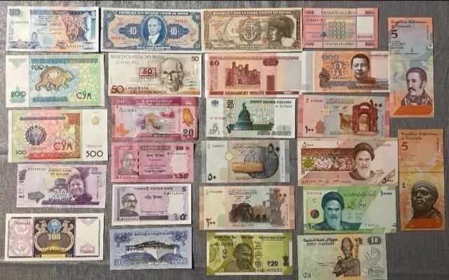 World Banknotes Collection Of 25 All UNC