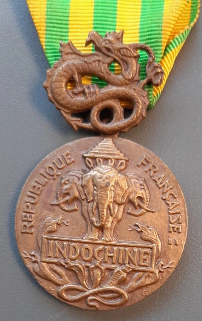 Pièce Française Sculptée – 1826 – Plaquée Argent 925 – Cadeau éducatif – Non Circulée – KaiKBax – Collection