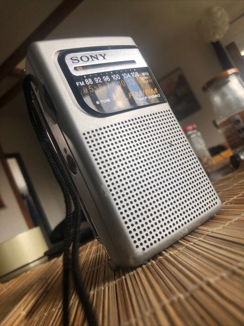 Sony ICF-7800 Radio Portable PSB/FM/AM 3 Bandes Vintage