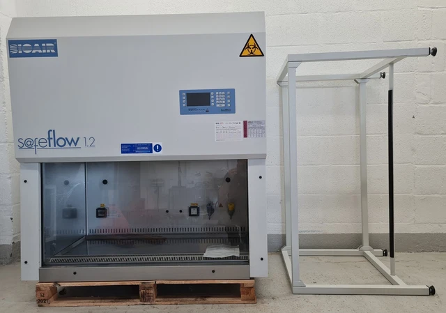 BIOAIR SAFEFLOW 2 Class 2 Biological Safety Cabinet & Stand Lab £750.00 ...
