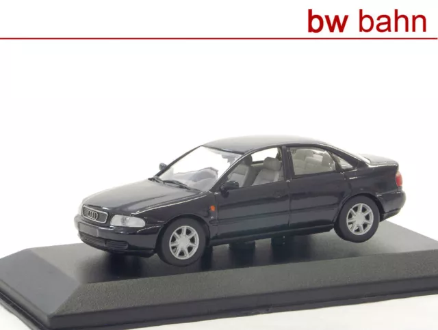 MiniChamps 1:43 430015001 Audi A4 - 1995 - Blau Metallic