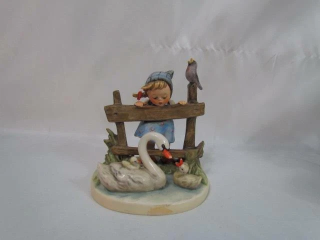 Vintage Goebel Hummel Feathered Friends 344 Figurine TMK-5 Gerhard Skrobek 1950