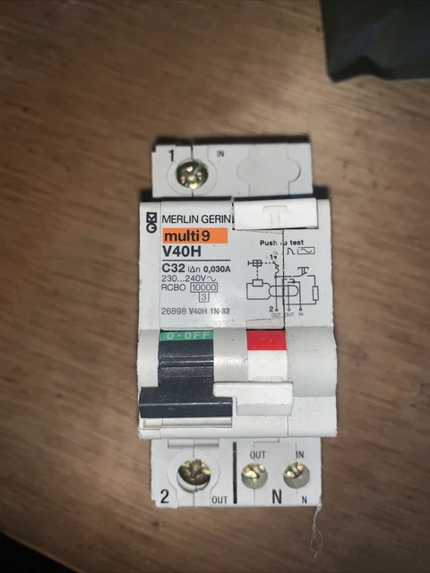 32 Amp Rcd MERLIN GERIN V40H1N32 Rcd Merlin Gerin 32 Amp Rcd V40H C32 26898 ...