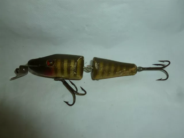Vintage 3-3/4 Inch Wood w/ Glass Eyes Creek Chub PIKIE Fishing Lure  Lot P-870