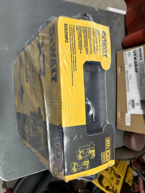 DEWALT DCK299P2 20V MAX XR Brushless Hammer Drill/Impact Driver Combo Kit