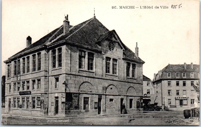 25 MAICHE - l'hotel de ville.