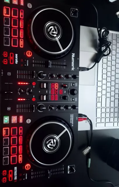 Numark Mixtrack Pro FX – Console DJ a 2 decks per Serato DJ