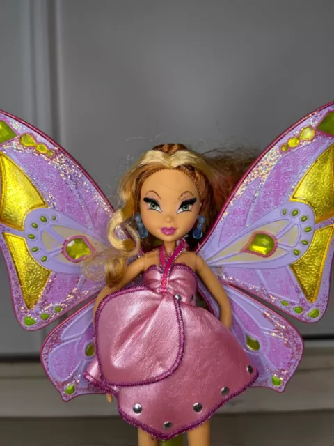 Winx Club Flora Sing and Sparkle Enchantix Mattel Doll