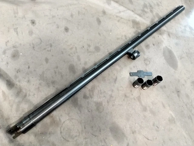 Mossberg 500 Barrel 12 Gauge 28" Ported Accu-choke NICE with 3 Chokes