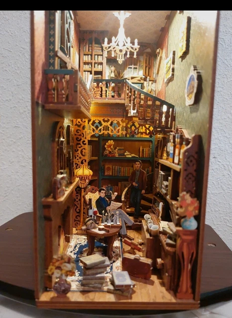 Dollhouse Miniature Book Nook