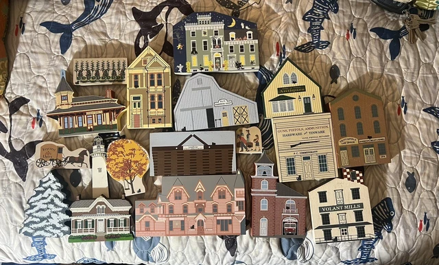 Cats Meow & Sheila’s Brand Wooden House Shelf Sitter Sitters Lot Of 17 Pcs Nice