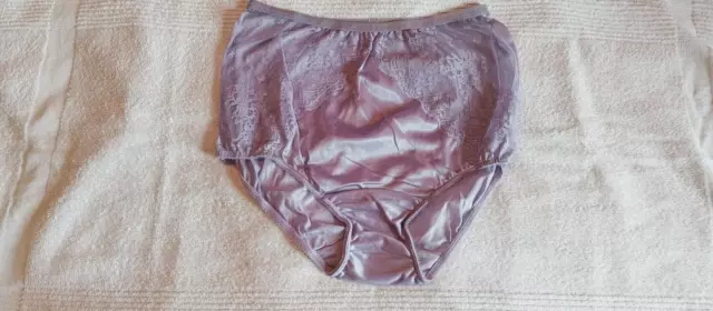 VANITY FAIR NYLON PANTY sz 5 PURPLE SATIN HIPSTER w/FRONT LACE APPLIQ #VF446