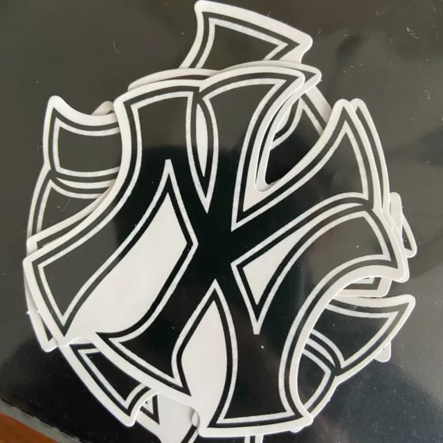 New York Yankees BASEBALL MLB DECAL STICKER TEAM LOGO