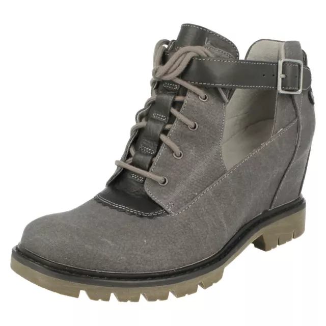 Caterpillar a talon top