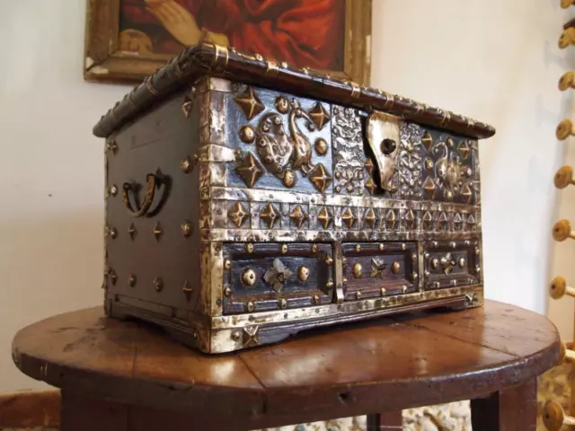 Chest rare small 18th century Zanzibar marriage chest c1740