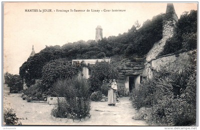 78 MANTES-LIMAY ERMITAGE DE SAINT-SAUVEUR AUTEL 