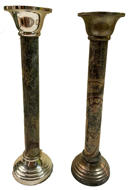 Antigua pareja de candelabros de mármol y bronce. Napoleón III, imperio. 28 cm