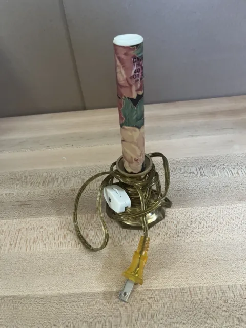 Vintage brass oriental floral candlestick 7.5”