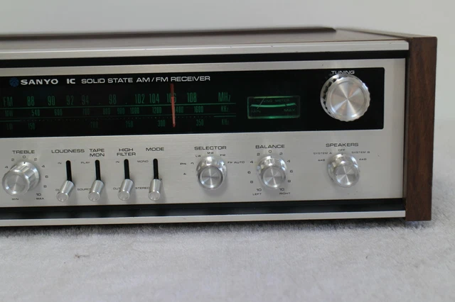 AMPLI TUNER SANYO DCX-2000L EUR 70,00 - FR