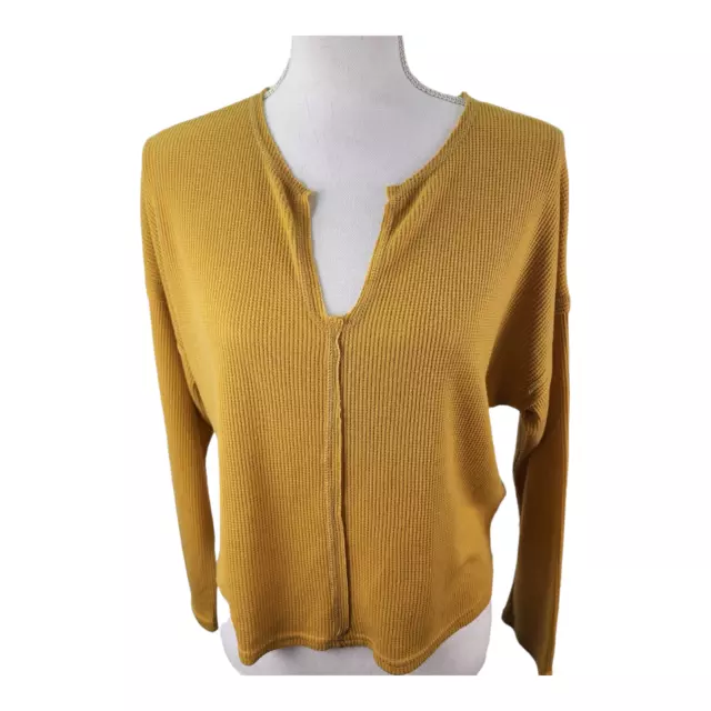 FULL CIRCLE Crop Shirt Woman MEDIUM Yellow Waffle Top Inside Out Seams Casual