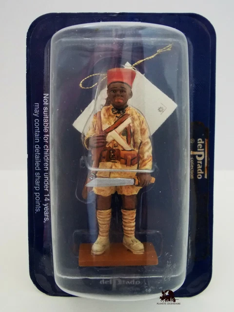 SOLDAT DE L'INFANTERIE AUTRICHIENNE : figurine en bois polychromé, XIXème siècle