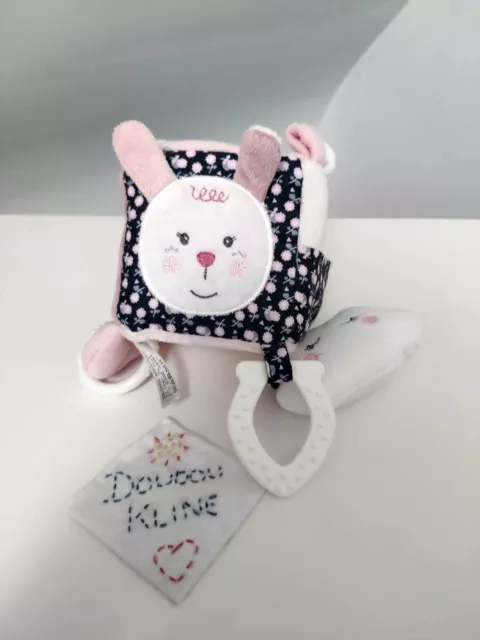 Doudou Cube D'activité Éveil Lapin Nuage Rose Blanc Dentition Grelots - Sauthon