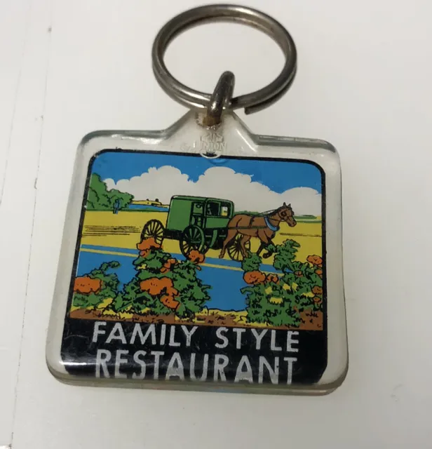 Amish Horse Buggy Family Style Restaurant Food Travel Souvenir Keychain Key Ring