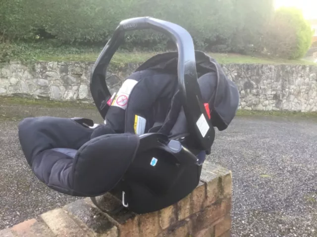 GRACO ECE R44 04 baby car seat pre owned collect CH5 5.00