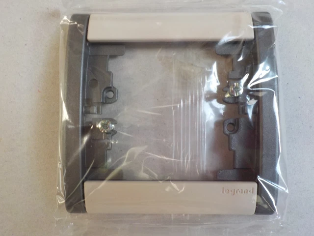 LEGRAND SAGANE SILEX VERT CELADON 85031 - 850 31 - Plaque Double