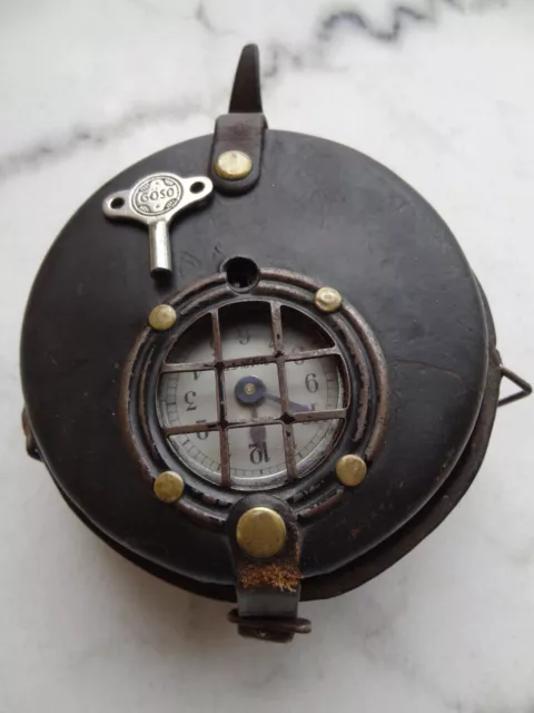 ancienne horloge d usine CHARVET de veilleur pointeuse mouchard