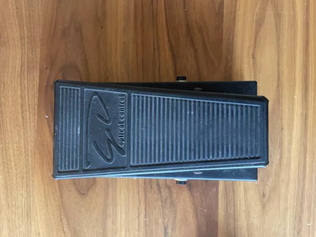 George Dennis volume Pedal - Guitar Pedal