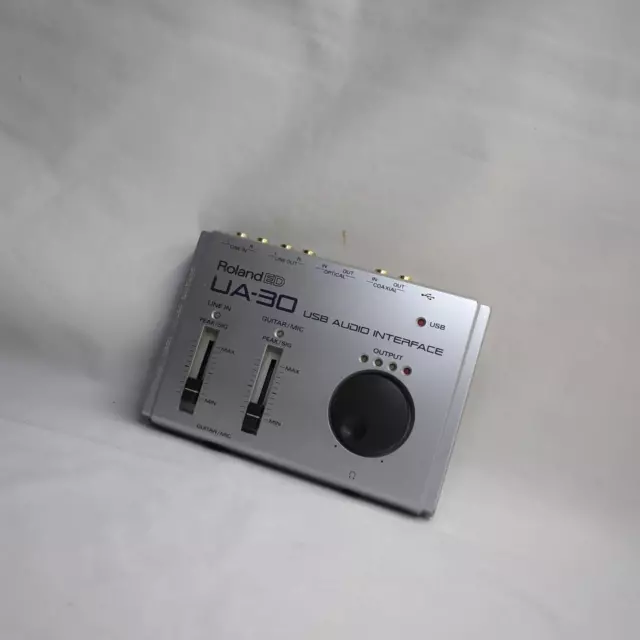 ROLAND UA-30 Audio Interface Very Good Condition From Japan-Used