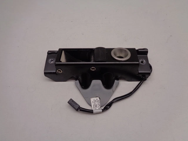 Original Audi A3 8P Cabrio Schliessteil Verdeck rechts Verriegelung 8P7871444D