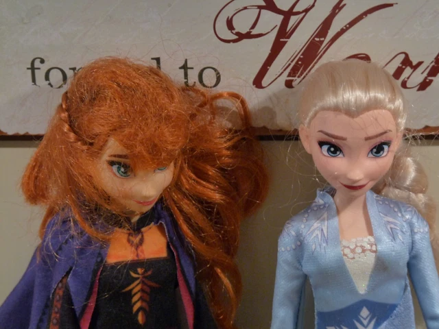 Disney – Frozen 1 (Anna & Elsa) 2 X Doll Bundle